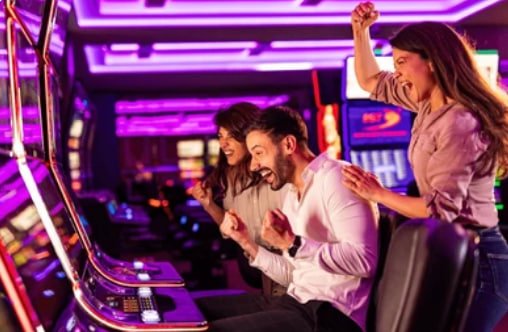 Opsi e-wallet DANA, OVO, GoPay untuk deposit Taruhan Esports di wj kasino